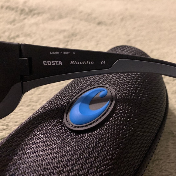 BRAND NEW Costa Del Mar Blackfin Sunglasses - Picture 3 of 6